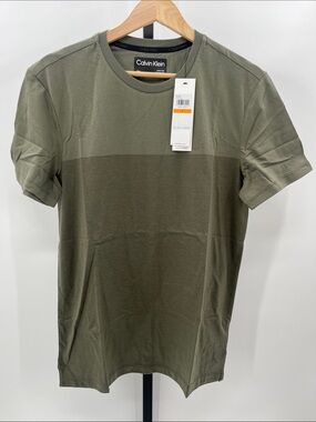 Calvin Klein Men’s Olive Two-Tone Short Sleeve Crew Tee